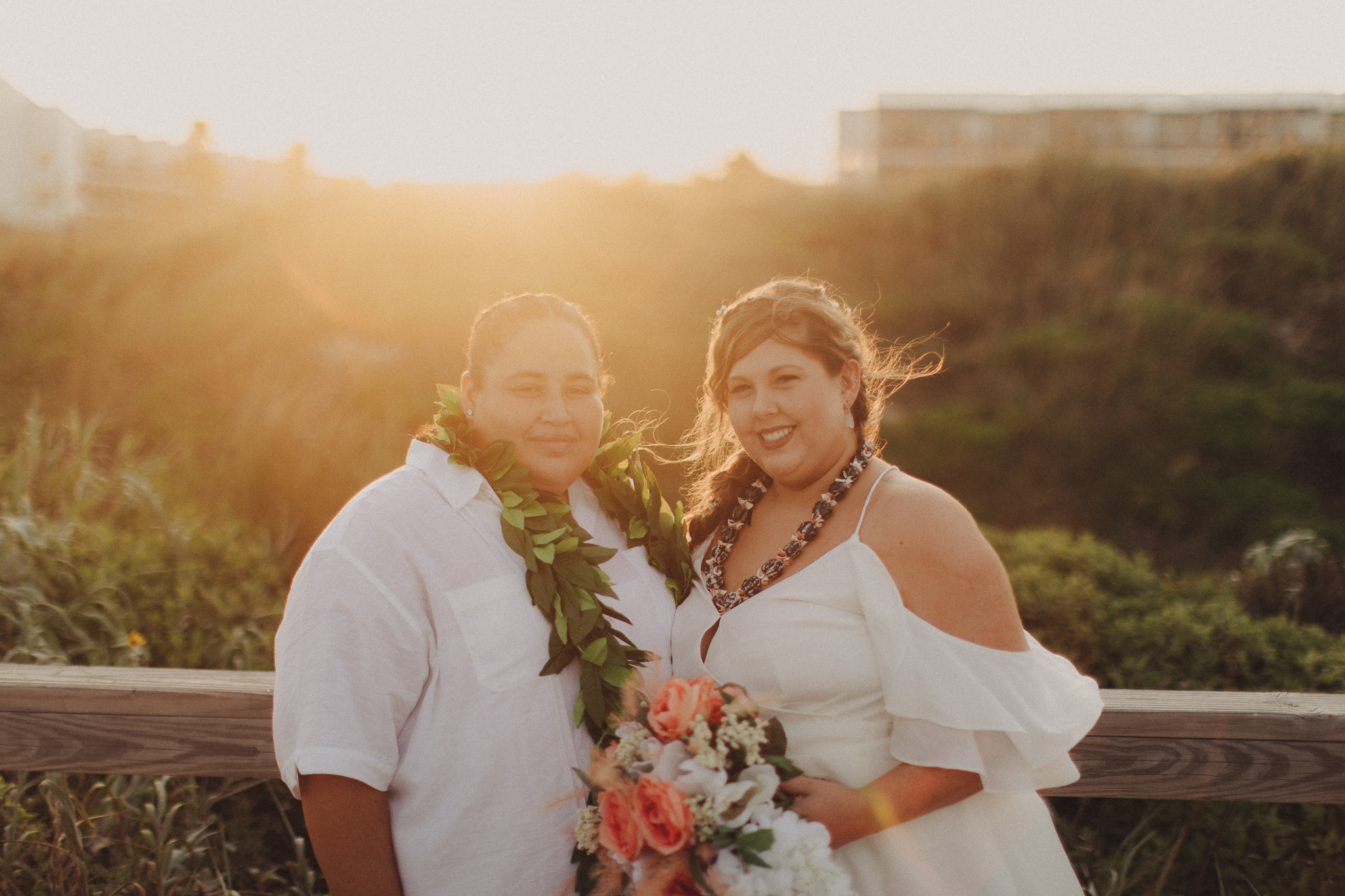 Savannah And Daniella S Port Aransas Beach Wedding Lone